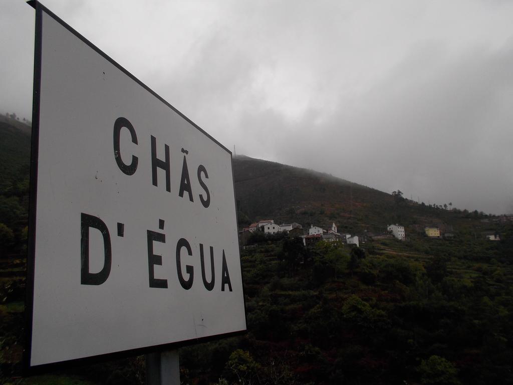 Гостевой дом Casa Da Quelha Chas de Egua Экстерьер фото